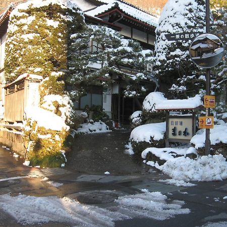 Maruka Ryokan Jamanoucsi Kültér fotó