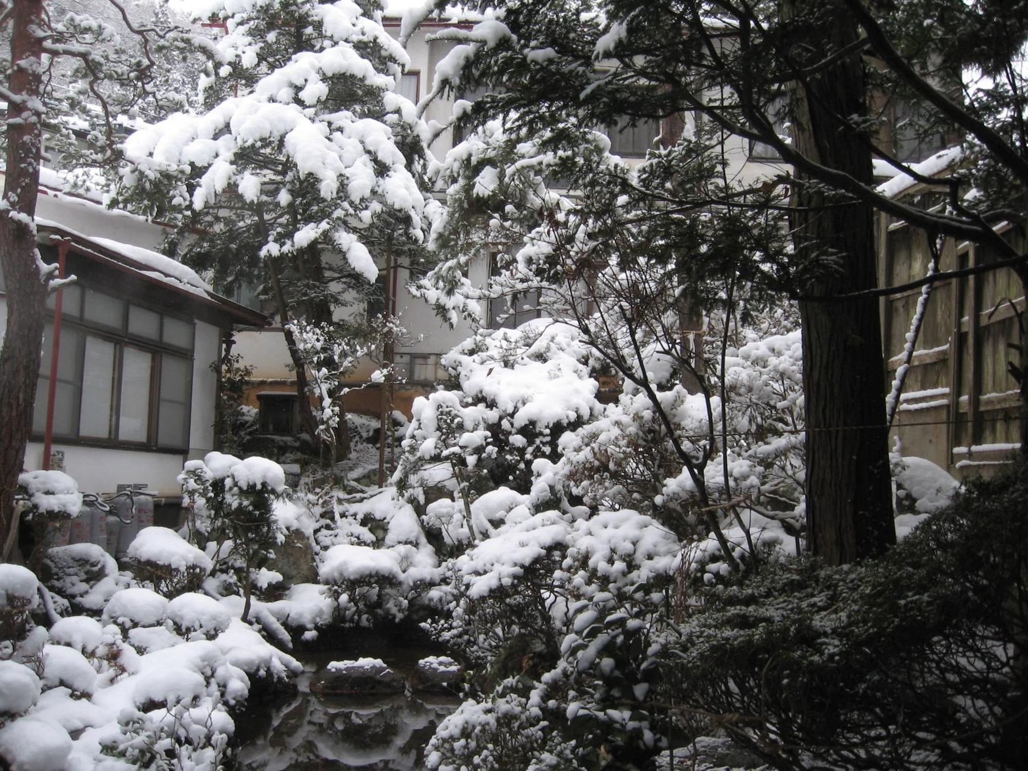 Maruka Ryokan Jamanoucsi Kültér fotó